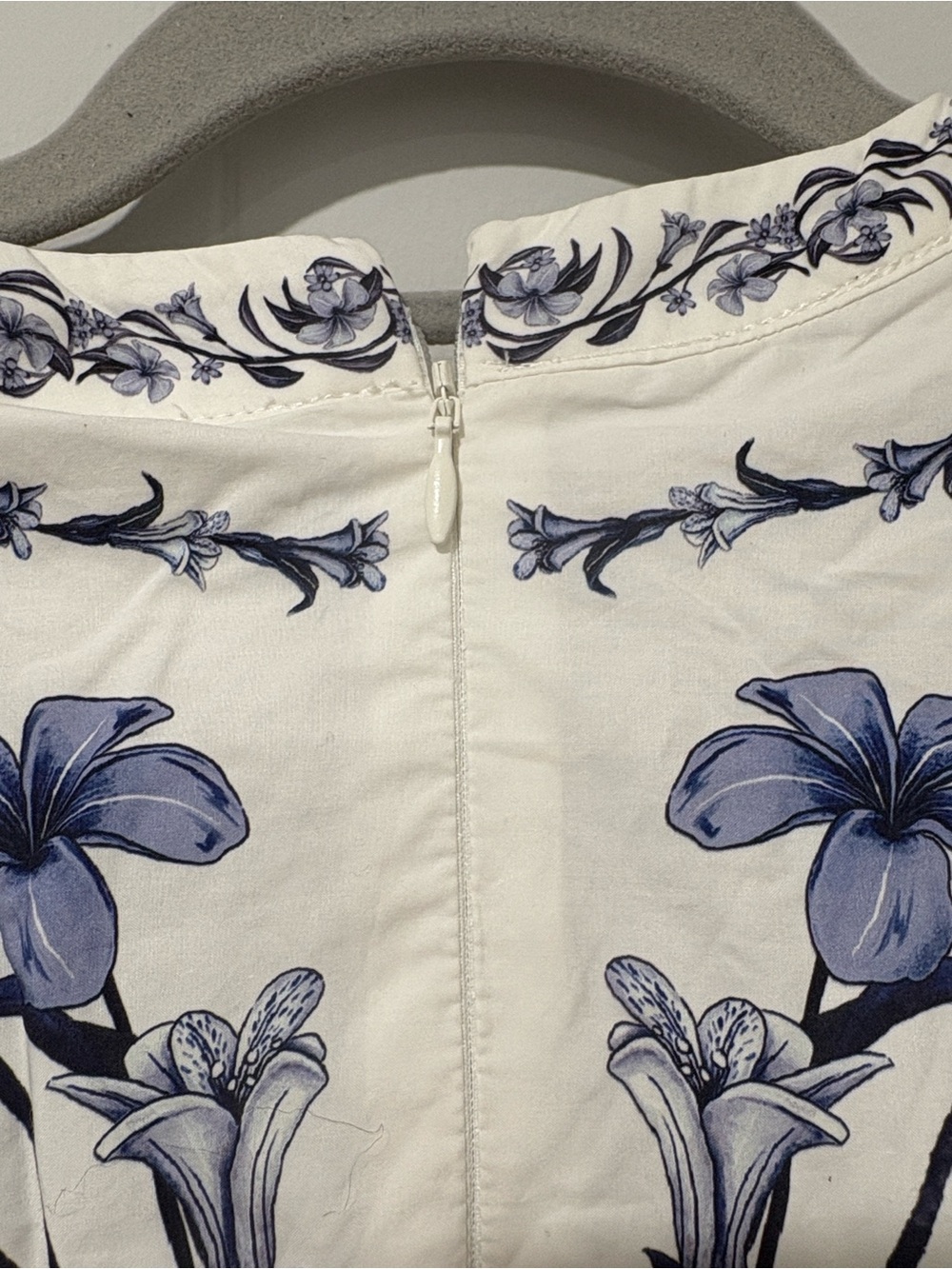 FARM Rio White & Navy Floral Embroidered Mini Dress - Picture 10 of 16